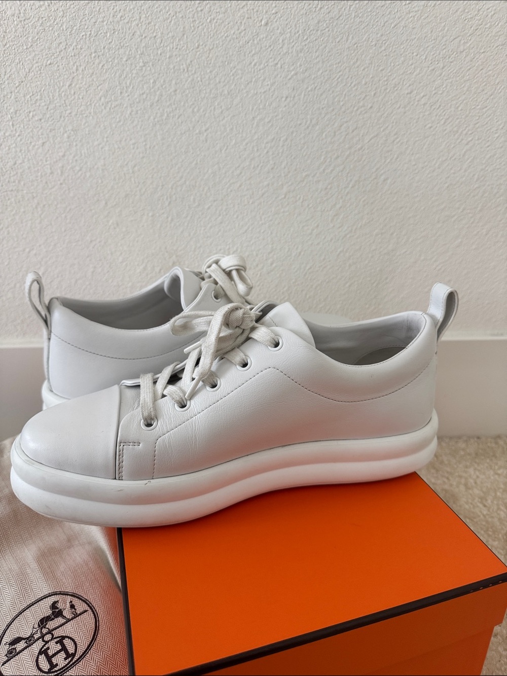 Hermes White Leather Low-Top Sneakers - Picture 6 of 8